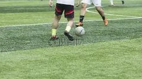 海港队中超三冠王！