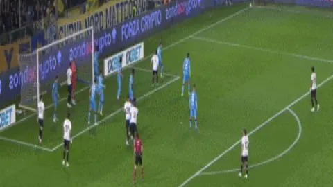 曼联新星拉什福德续约前景明朗，阿莫林言论引发误解解读